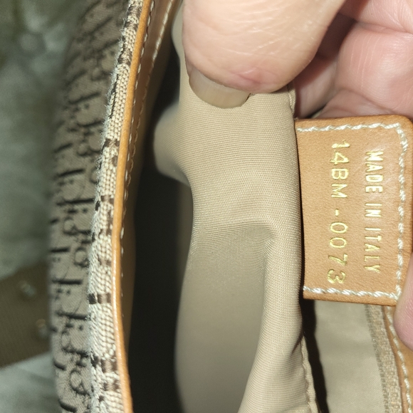 (SOLD)Authentic John Galliano for dior Streest chic crossbody bag - Picture 14 of 15